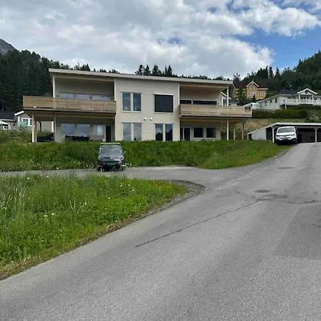 Loen Panorama 아파트